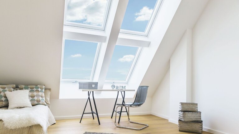 Designo R8 Klapp-Schwingfenster Kunststoff Hauptbild